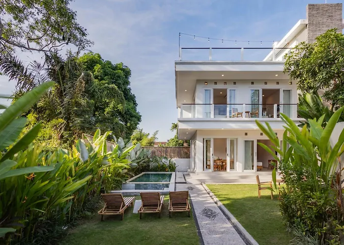 Kaizen New Modern 3br Rooftop Cinema Canggu